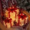 Juego de caja de regalo navideño con luces LED – 3 piezas, decoración transparente con lazos rojos, alimentación por USB y batería, decoración preensamblada para árbol, repisa, interior y exterior 8