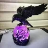 Lámpara de luna gótica con cuervo – Luz nocturna de resina brillante con estatua de cuervo posado, lámpara de mesa mística para dormitorio, estantería y oficina, regalo decorativo de Halloween y Navidad para coleccionistas góticos y amantes de los libros 3